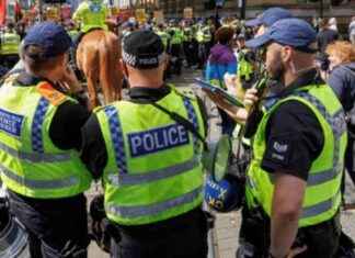Protestors Earn Police Praise for Peaceful Actions Last Night news-09082024-051336