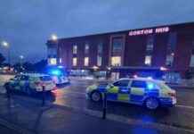 Traffic Alert: Road Closure Due to Car vs. Bus Crash news-09082024-051445