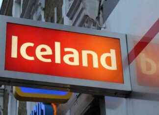 Iceland Chocolate Sale: Rare Flavor Reduced to £1.50 Each news-09082024-051510