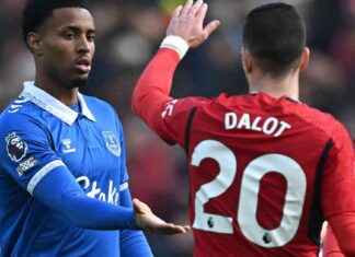 Injured Everton Forward Chermiti to Miss Beginning of Season news-09082024-051647