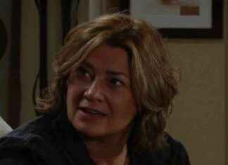 Moira’s Health Crisis Unveiled in Emmerdale – Fans Spot Troubling Signs news-09082024-054618