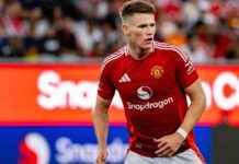Scott McTominay Transfer Response Updates from Manchester United news-09082024-063319