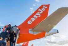 New Title: EasyJet Removes Free Luggage Allowance for Passengers news-09082024-064138