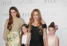 Lisa Marie Presley’s Twins Spotted in Rare Outing Amid Dad’s Court Battle news-09082024-071000