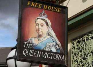 EastEnders Icon Returns to Albert Square After 31 Years news-09082024-071028