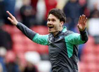 Sheffield Wednesday Close to Signing Ike Ugbo: Winners and Losers news-09082024-080013