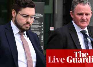 Why Senator Deleted Text Messages with Barrister: Full Story news-09082024-083935