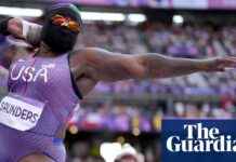 Raven Saunders: Olympic Shot Putter Competes in Mask and Sunglasses news-09082024-100852
