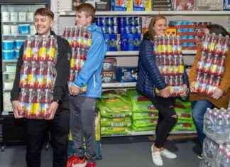 Moray Cup Relaunch Sparks Frenzy: Fans Queue for Hours for Popular Fizzy Pop news-23082024-235414