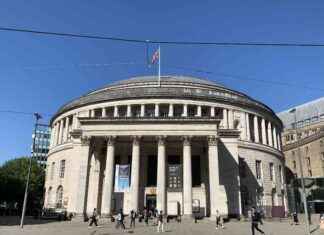 Bestselling Authors Matt Haig and Elif Shafak Headline Manchester Literature Festival news-19092024-011335