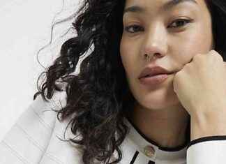 Stylish and Easy Care: River Island’s £45 Autumn Cardigan Channels Chanel news-20092024-203614