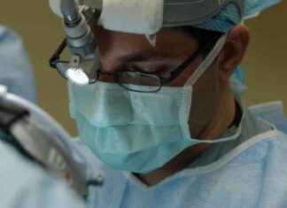 Robot-assisted Lung Cancer Diagnosis at Wythenshawe Hospital: Transformative Technology praised – Mancunian Matters news-22092024-133724