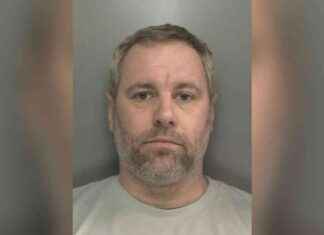 EncroChat Dealer ‘SwiftFail’ Busted for Plotting to Smuggle 100kg of Cocaine Through Docks news-23092024-095246