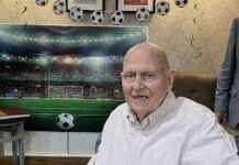 Analyzing Ex-Manchester United Manager’s Surprising Reaction to Current Squad news-06102024-095827