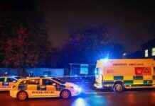 Man Injured in Knife Attack Prompts Massive Emergency Response – Bus Stop Sealed Off news-29102024-005402