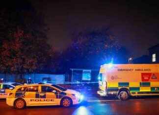 Man Injured in Knife Attack Prompts Massive Emergency Response – Bus Stop Sealed Off news-29102024-005402