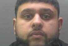 Brothers Caught Shoplifting Near Waitrose 200 Miles from Home news-15112024-164742