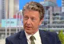 Charlie Stayt distracted by guest’s unconventional jumper on BBC Breakfast news-21112024-124316