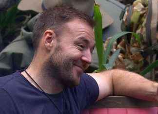 Alan Halsall Receives Praise for Coronation Street Confession news-28112024-105612