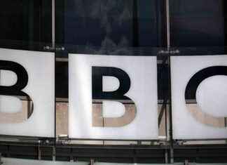 BBC Presenter Announces Departure After 24 Years: Emotional Statement bbc-presenter-announces-departure-after-24-years-emotional-statement