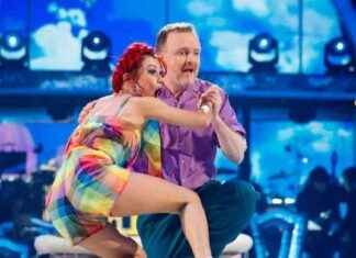 Fans Urge Respect Towards Chris McCausland Following Offensive Incident fans-urge-respect-towards-chris-mccausland-following-offensive-ncident