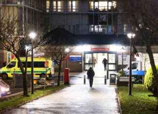 Hospital Nurse in Critical Condition After A&E Stabbing hospital-nurse-in-critical-condition-after-ae-stabbing