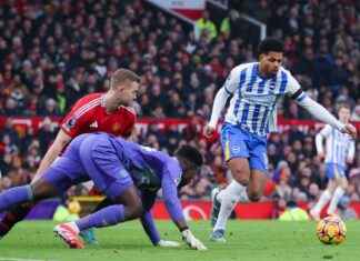 Old Trafford Reaction to Player Creates Problem for Man United: Analysis and Impact old-trafford-reaction-to-player-creates-problem-for-man-united-analysis-and-mpact