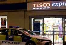 Teenager Stabbed in Tameside: Tesco Express Crime Scene Investigation teenager-stabbed-in-tameside-tesco-express-crime-scene-nvestigation