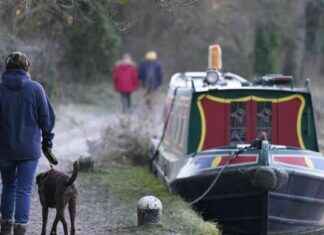 UK Braces for Cold Snap with Snow and Ice Warning uk-braces-for-cold-snap-with-snow-and-ce-warning