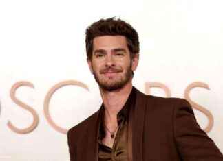 Andrew Garfield’s Emotional Oscars Tribute to Late Mother andrew-garfields-emotional-oscars-tribute-to-late-mother