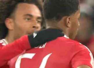 Joshua Zirkzee and Chido Obi: FA Cup Defeat Footage Analysis joshua-zirkzee-and-chido-obi-fa-cup-defeat-footage-analysis