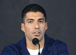 Luis Suarez Man United Clause Barcelona £90m Contract Agreements luis-suarez-man-united-clause-barcelona-90m-contract-agreements